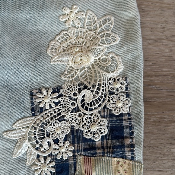 Lauren Ralph Lauren
Patchwork Twill Denim Relaxed Tapered Mid Rise Ankle Jean - Picture 10 of 13